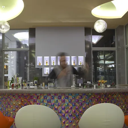 Atrium Platinum & Иксиа