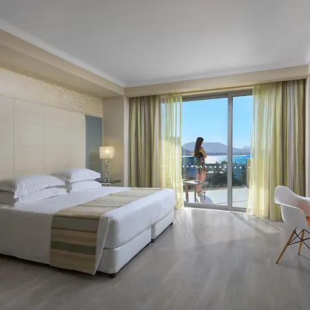 Atrium Platinum & Hotel