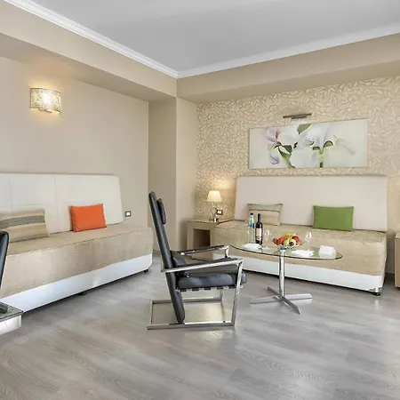 Hotel Atrium Platinum &