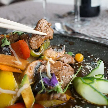 中庭铂金水疗度假酒店