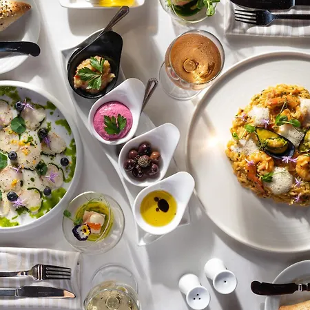 Atrium Platinum & Hotel