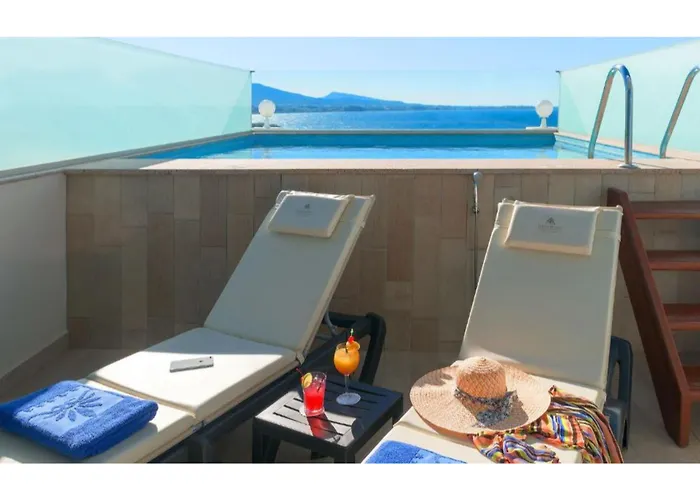 Atrium Platinum & מלון