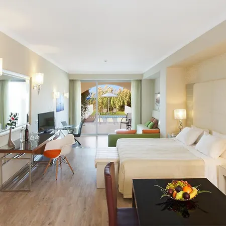 Atrium Platinum & Hotel 5*