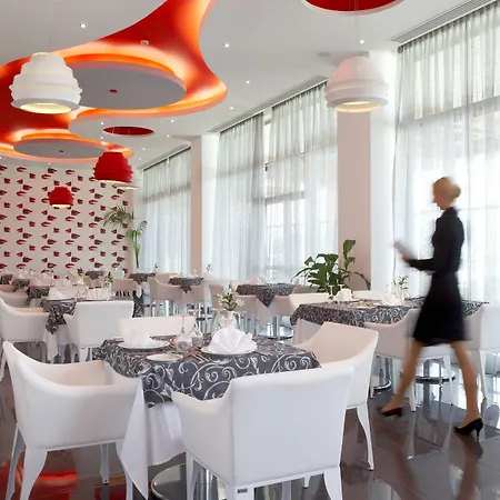 Atrium Platinum & Hotel 5*