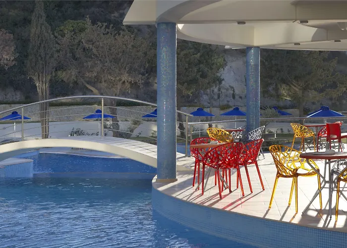 Atrium Platinum & Hotel